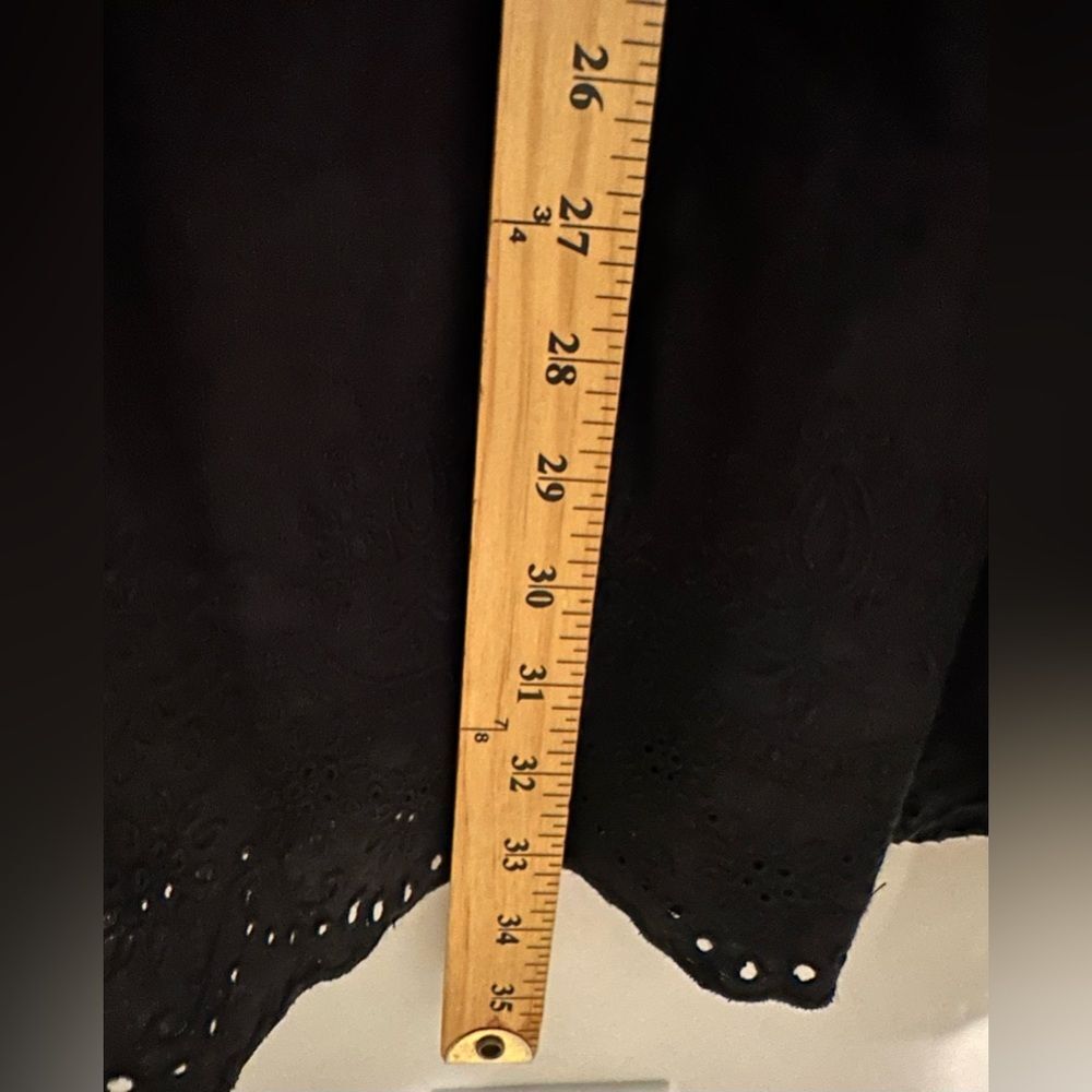 Chico’s Linen Embroidered Scallop Hem Skirt SZ 1 US 8 Elastic Waist Black - Picture 14 of 15